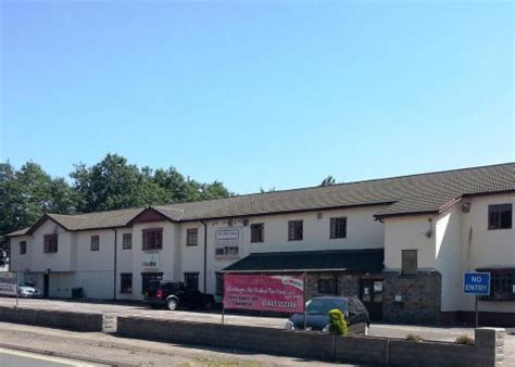 Three Saints Hotel in Llantrisant, UK .